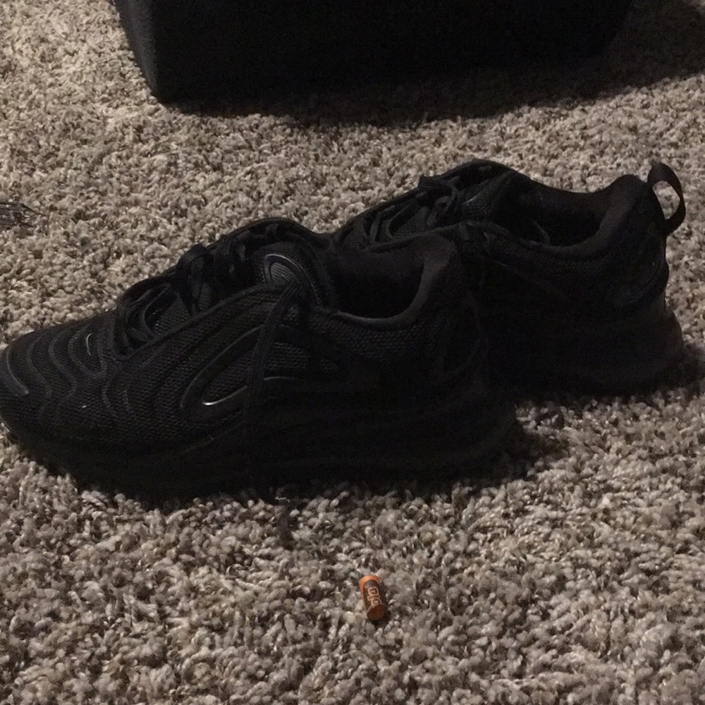 All black Fordham air max shoes